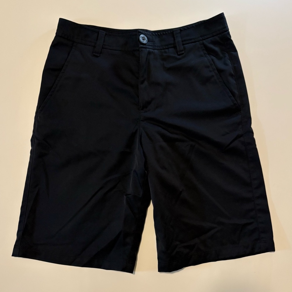 Under Armour Golf Shorts. Black Boys 16